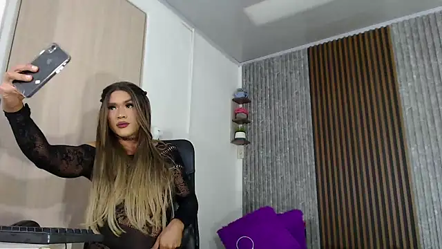 Snapshot of SARA_TS_FOX chatting on 18, 12, 2024 SARA TS FOX online show from 18, 12, 2024