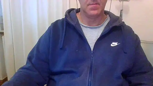 ANONIMO7735 online show from 3, 10, 2025