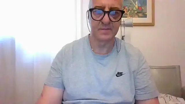 Snapshot of ANONIMO7735 chatting on 6, 6, 2026 ANONIMO7735 online show from 6, 6, 2026