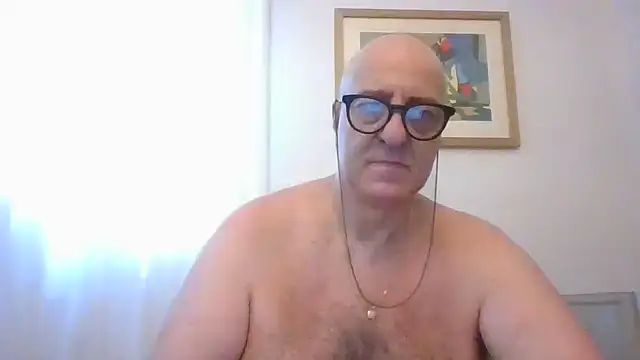 Snapshot of ANONIMO7735 chatting on 3, 8, 2026 ANONIMO7735 online show from 3, 8, 2026