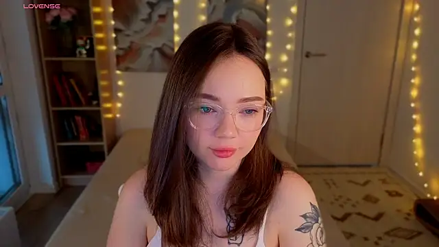Snapshot of MilenaSaint chatting on 30, 6, 2026 MilenaSaint online show from 30, 6, 2026