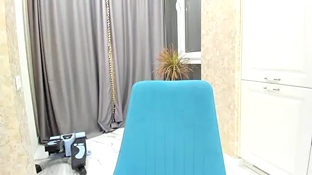 Snapshot of Iris_cherry chatting on 14, 12, 2024 Iris cherry online show from 14, 12, 2024