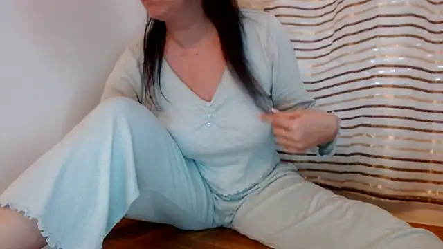 SofiaLenis online show from 10, 6, 2026