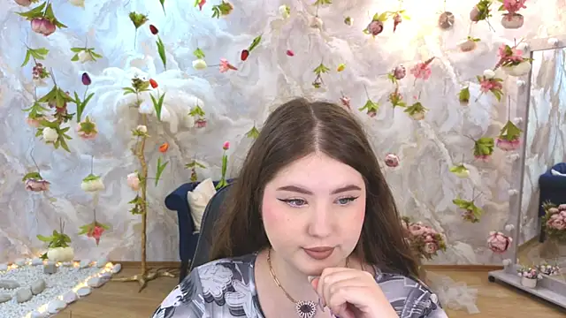 Snapshot of NicoleFoxery chatting on 27, 6, 2026 NicoleFoxery online show from 27, 6, 2026