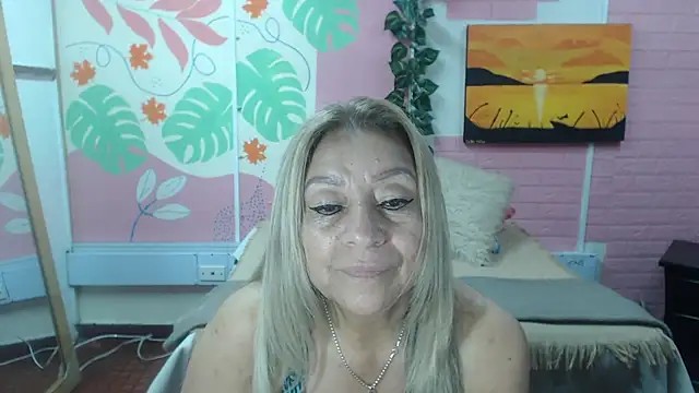 Snapshot of ZAMANTHA chatting on 8, 7, 2026 ZAMANTHA online show from 8, 7, 2026