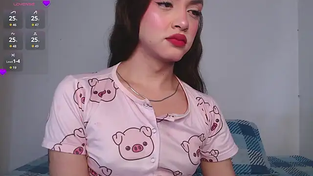 Snapshot of valen_thompson chatting on 8, 3, 2026 valen thompson online show from 8, 3, 2026