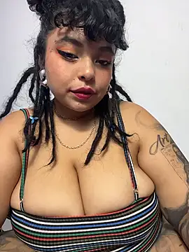 PrincessLauren420 online show from 13, 1, 2026