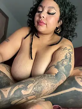 Snapshot of PrincessLauren420 chatting on 11, 6, 2026 PrincessLauren420 online show from 11, 6, 2026