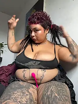 Snapshot of PrincessLauren420 chatting on 4, 8, 2026 PrincessLauren420 online show from 4, 8, 2026