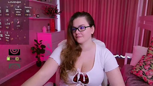 KellyKleine online show from 18, 6, 2026
