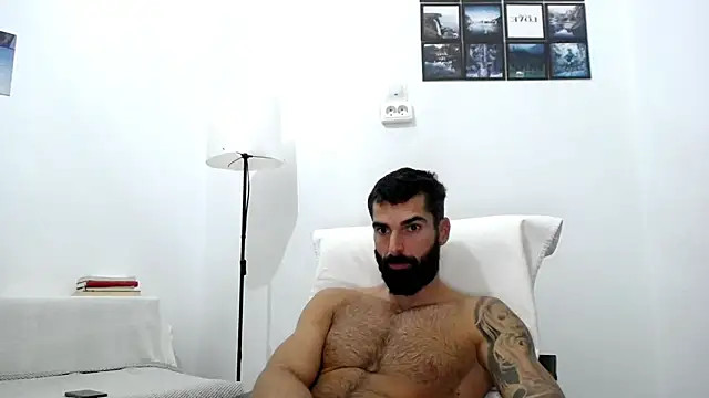 Verycutex online show from 3, 10, 2025