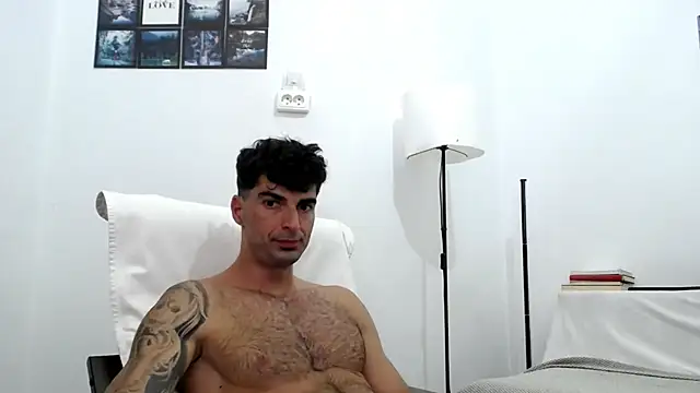 Snapshot of Verycutex chatting on 22, 7, 2026 Verycutex online show from 22, 7, 2026