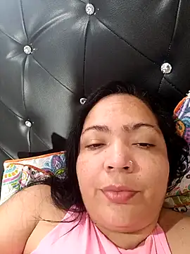 Snapshot of NIKOLE1301 chatting on 5, 2, 2025 NIKOLE1301 online show from 5, 2, 2025