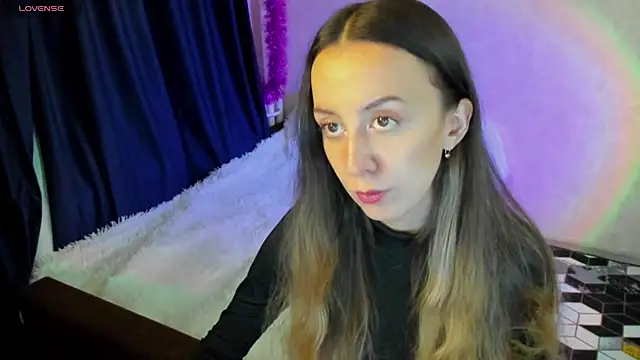 CurlySteph online show from 12, 12, 2024