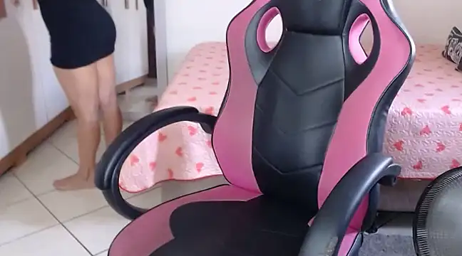 bustycarly online show from 25, 2, 2025