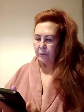 Hottie-Mom online show from 11, 1, 2026