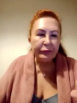 Hottie-Mom online show from 30, 4, 2026