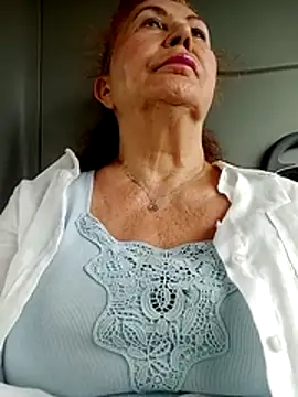 Hottie-Mom online show from 29, 6, 2026