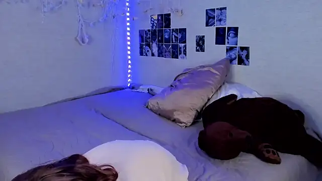 YunaPeace online show from 14, 3, 2025