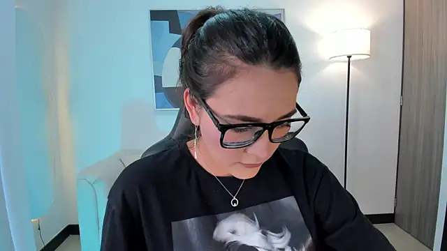 SaraParker  online show from 14, 7, 2026