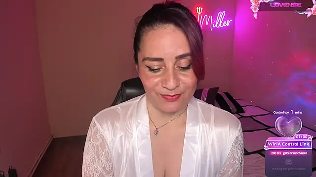 Snapshot of stefany_miller77 chatting on 5, 3, 2025 stefany miller77 online show from 5, 3, 2025