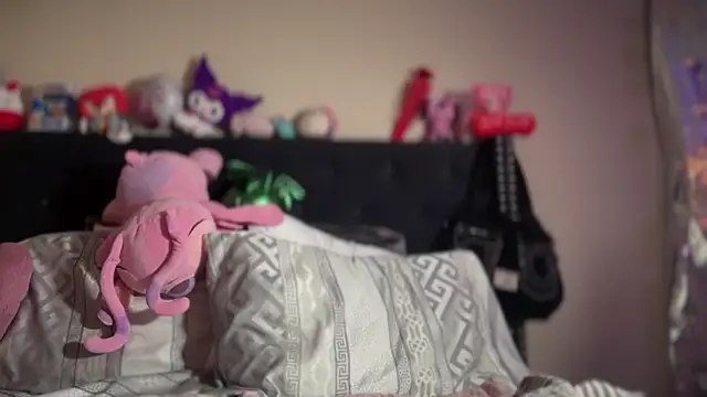 Cum2Charm online show from 14, 2, 2026