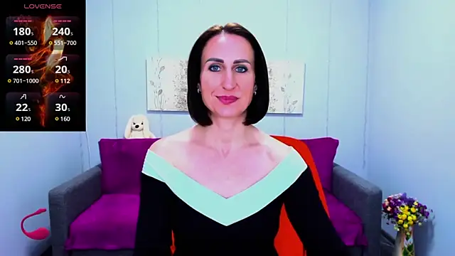 Snapshot of Nia_Smithh chatting on 13, 12, 2024 Nia Smithh online show from 13, 12, 2024