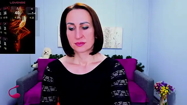 Snapshot of Nia_Smithh chatting on 17, 12, 2024 Nia Smithh online show from 17, 12, 2024