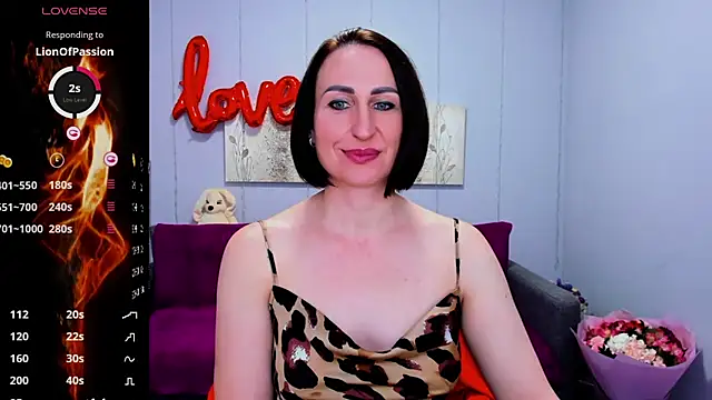 Snapshot of Nia_Smithh chatting on 14, 2, 2025 Nia Smithh online show from 14, 2, 2025