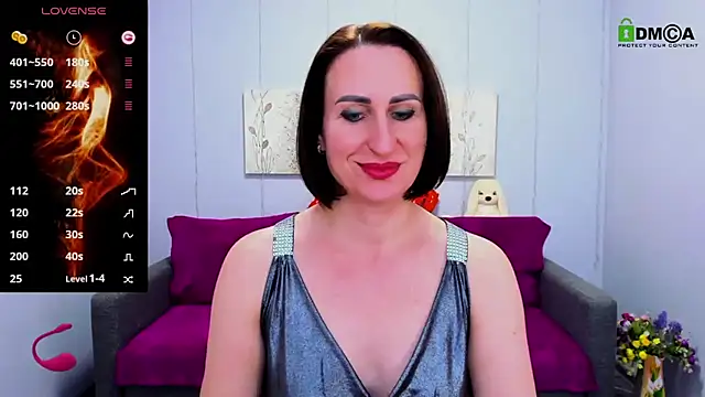 Snapshot of Nia_Smithh chatting on 28, 2, 2025 Nia Smithh online show from 28, 2, 2025