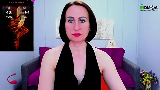 Snapshot of Nia_Smithh chatting on 5, 3, 2025 Nia Smithh online show from 5, 3, 2025