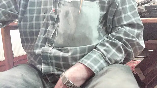 Snapshot of HaraldGermany chatting on 24, 9, 2025 HaraldGermany online show from 24, 9, 2025