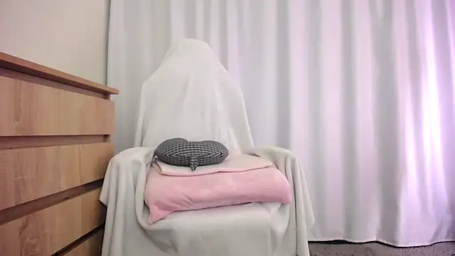 faceless  online show from 28, 2, 2025