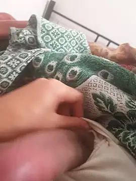 Snapshot of Ummfuss1 chatting on 17, 12, 2024 Ummfuss1 online show from 17, 12, 2024