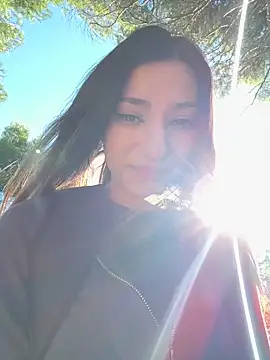 Snapshot of _MiaQueen_ chatting on 7, 12, 2024  MiaQueen  online show from 7, 12, 2024