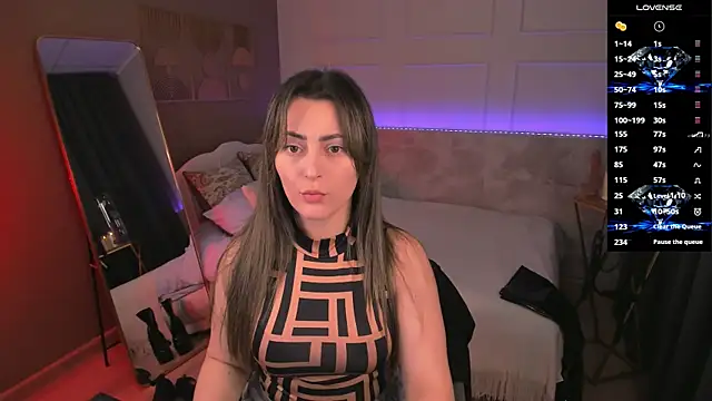 KylieMellow online show from 25, 7, 2026