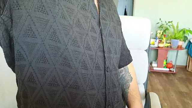 Remy Miles online show from 7, 5, 2026