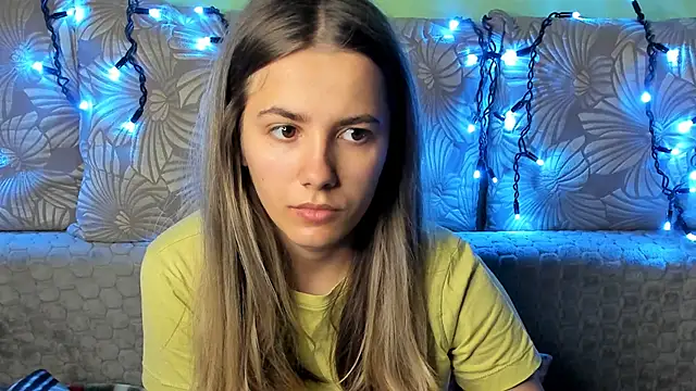 MaggieCake online show from 3, 11, 2025