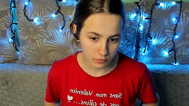 MaggieCake online show from 2, 3, 2026