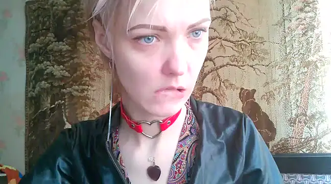 WildMissNiks online show from 8, 2, 2025