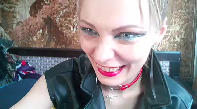 WildMissNiks online show from 21, 2, 2025