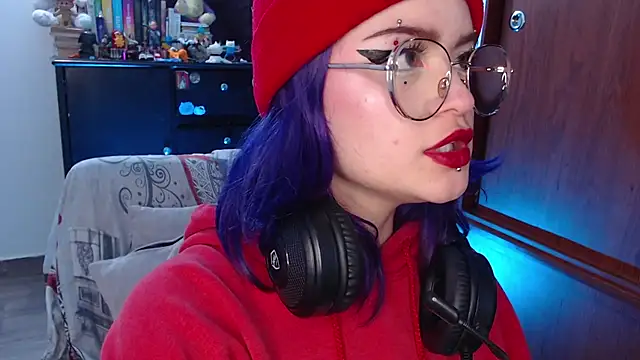 Snapshot of Raventh_ chatting on 20, 10, 2025 Raventh online show from 20, 10, 2025