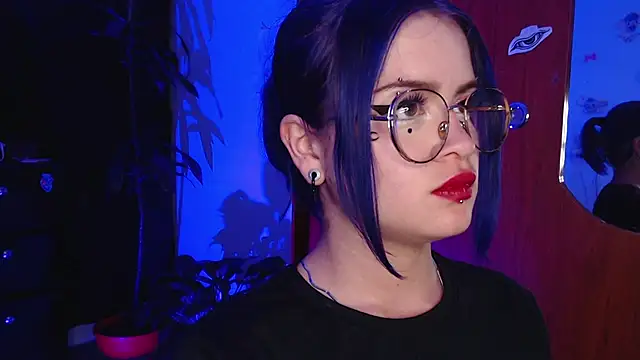 Snapshot of Raventh_ chatting on 12, 11, 2025 Raventh online show from 12, 11, 2025