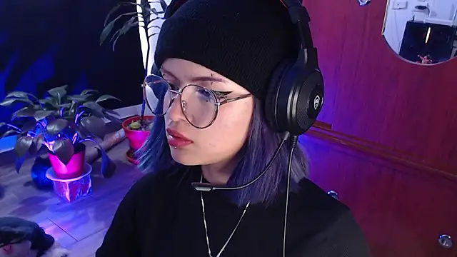 Snapshot of Raventh_ chatting on 8, 2, 2026 Raventh online show from 8, 2, 2026