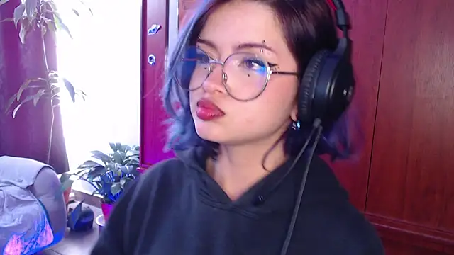 Snapshot of Raventh_ chatting on 11, 2, 2026 Raventh online show from 11, 2, 2026