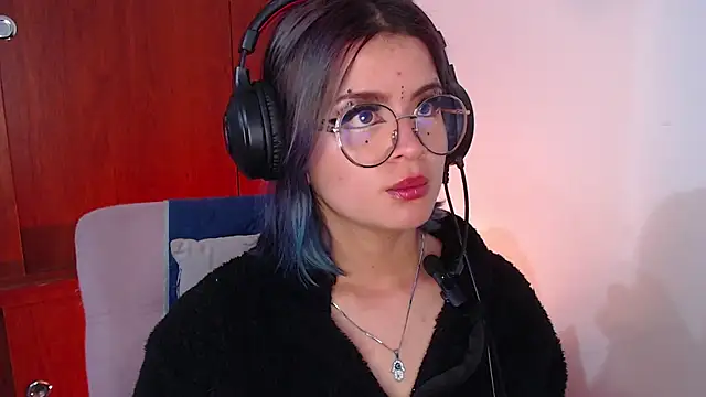 Snapshot of Raventh_ chatting on 18, 3, 2026 Raventh online show from 18, 3, 2026