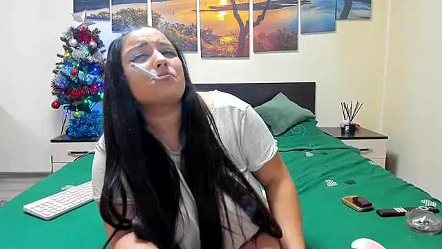 Snapshot of adelline chatting on 30, 12, 2024 adelline online show from 30, 12, 2024