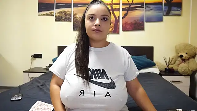 Snapshot of adelline chatting on 22, 10, 2025 adelline online show from 22, 10, 2025