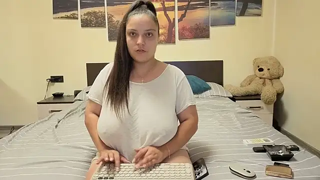 adelline online show from 12, 7, 2026