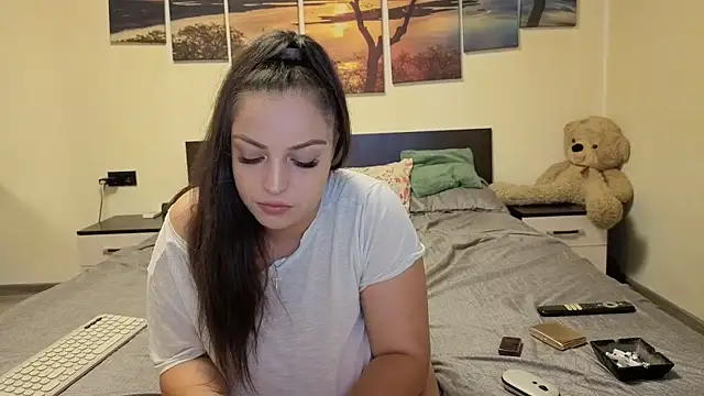 adelline online show from 23, 7, 2026